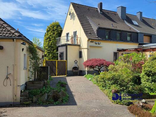 Doppelhaushälfte zum Kauf 399.000 € 4 Zimmer 120 m² 1.056 m² Grundstück Bodelschwingh Mengede 44357
