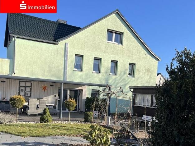 Einfamilienhaus zum Kauf 470.000 € 8 Zimmer 240 m² 771 m² Grundstück frei ab sofort Eischleben Amt Wachsenburg 99334