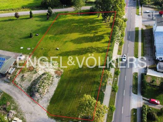 Grundstück zum Kauf 225.000 € 4.947 m² Grundstück Züssow 17495