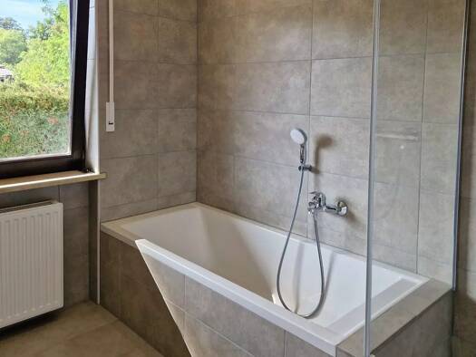 Terrassenwohnung zur Miete 1.300 € 5 Zimmer 115 m² EG frei ab 01.04.2026 Sickershausen Kitzingen 97318