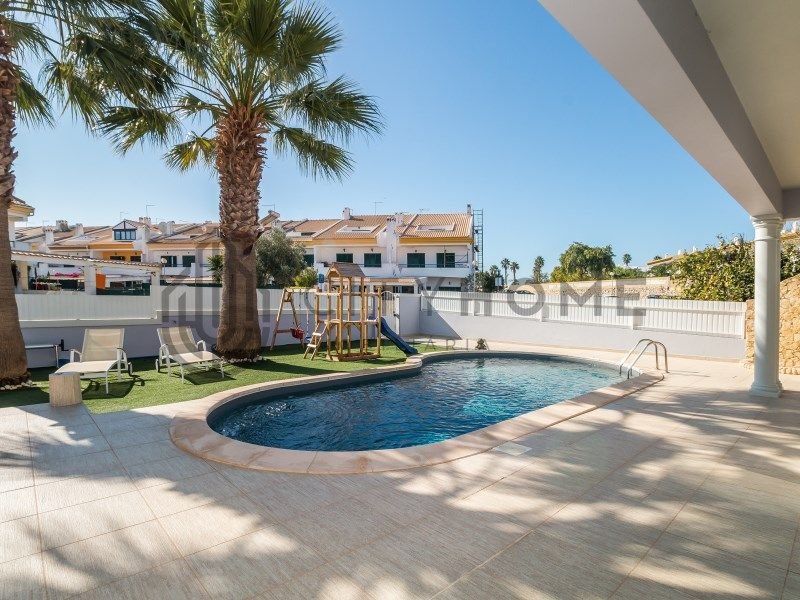 Einfamilienhaus zum Kauf 1.190.000 € 5 Zimmer 224 m²<br/>Wohnfläche Albufeira e Olhos de Água