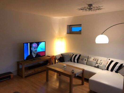 Wohnung zur Miete 500 € 2 Zimmer 69 m² frei ab sofort Lustnau Tübingen 72074