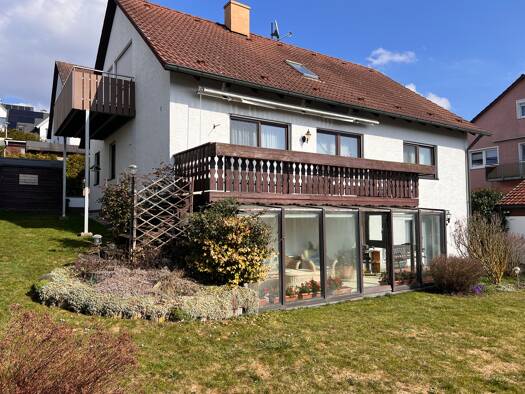 Mehrfamilienhaus zum Kauf provisionsfrei 595.000 € 7 Zimmer 328 m² 552 m² Grundstück frei ab sofort Pettensiedel Igensdorf 91338