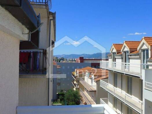 Wohnung zur Miete 2.100 € 6 Zimmer 180 m² Geschoss 4/4 Mejaši, Split Split 21000