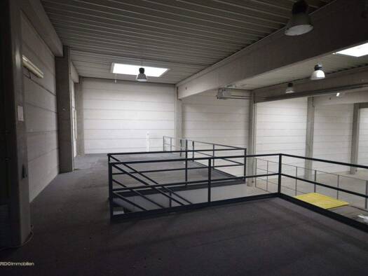 Halle/Industriefläche zur Miete 10 € 3.400 m² Lagerfläche Wien 1220