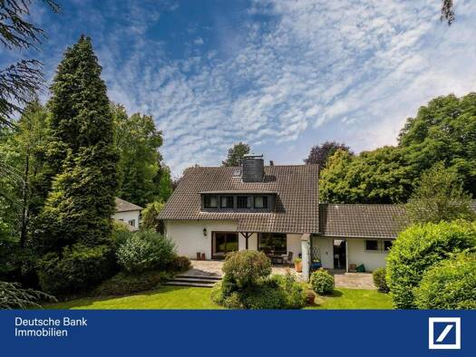 Villa zum Kauf 1.080.000 € 7 Zimmer 306 m² 2.136 m² Grundstück Mülheim 45470