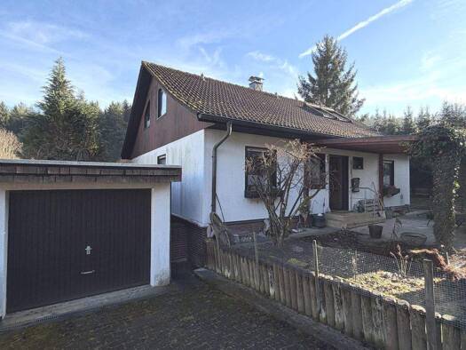 Einfamilienhaus zum Kauf 245.000 € 5,5 Zimmer 151,8 m² 771 m² Grundstück frei ab 01.02.2026 Gammertingen 72501