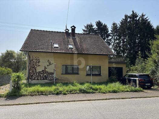 Einfamilienhaus zum Kauf 175.000 € 6 Zimmer 235 m² 2.300 m² Grundstück Dirmingen Eppelborn 66571