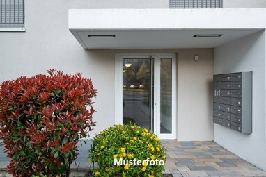 Mehrfamilienhaus zum Kauf Zwangsversteigerung 46.100 € 1 Zimmer 118 m² 77 m² Grundstück Wohngebiet Rudolspark Rudolstadt 07407