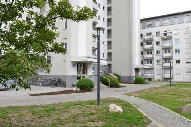 Wohnung zur Miete 489 € 2 Zimmer 54,4 m² 2. Geschoss frei ab 01.10.2025 Isarstr. 8 Isarstraße - Lechstraße Regensburg 93057