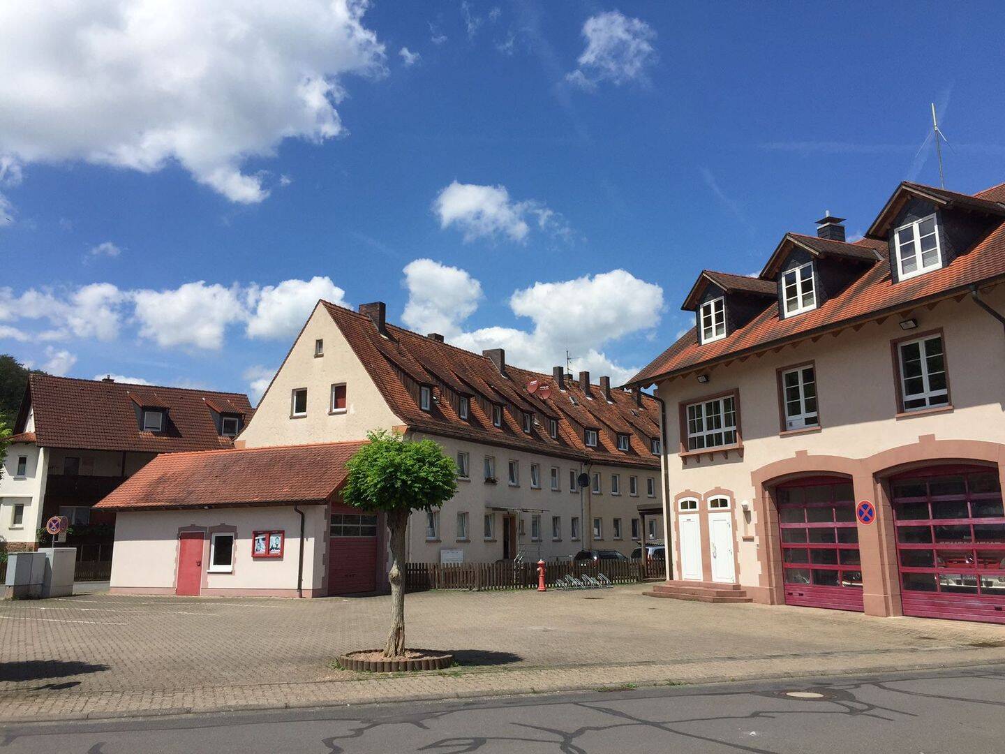 Mehrfamilienhaus zum Kauf - Ansicht 2