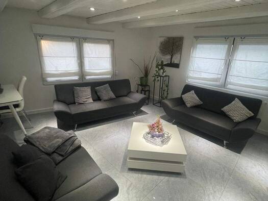 Einfamilienhaus zum Kauf 549.000 € 4,5 Zimmer 120,9 m² 200 m² Grundstück frei ab 01.02.2026 Aldingen Remseck am Neckar 71686