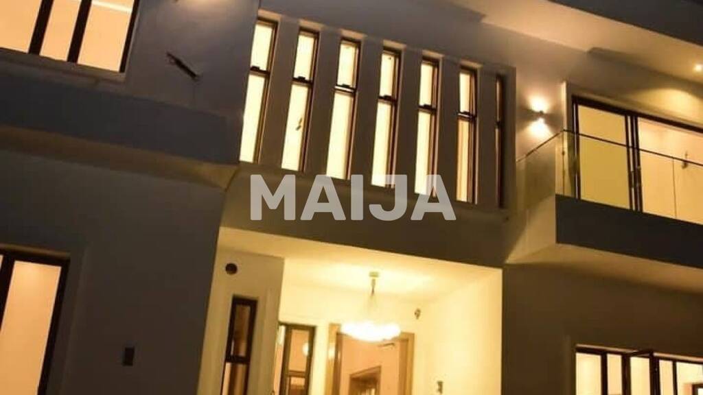 Doppelhaushälfte zum Kauf 188.700 € 7 Zimmer 173 m² Prince and Princes Abuja 900211