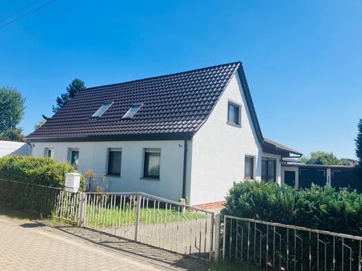 Doppelhaushälfte zum Kauf 147.000 € 3 Zimmer 105 m² 1.500 m² Grundstück frei ab sofort Grieboer Schulweg 1a Griebo Wittenberg 06886