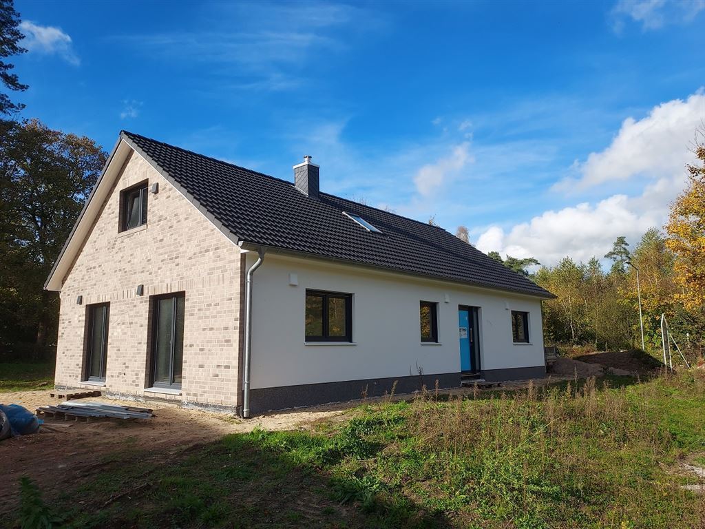 Einfamilienhaus zur Miete 2.240 € 6 Zimmer 175 m²<br/>Wohnfläche 01.11.2024<br/>Verfügbarkeit Buchholz Buchholz in der Nordheide 21244