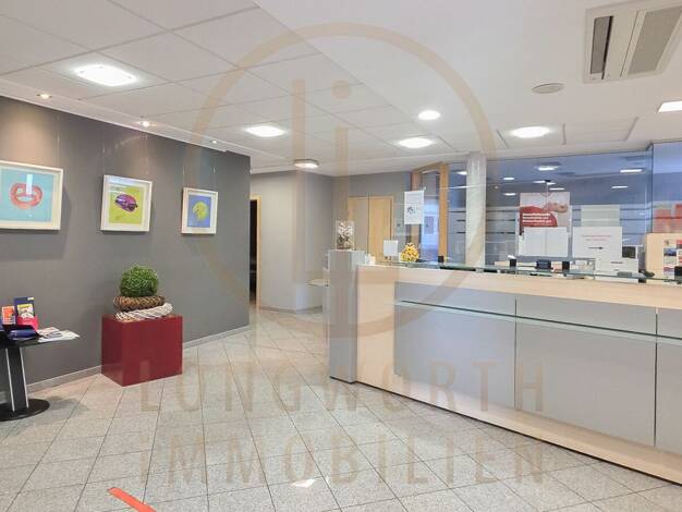 Praxis zum Kauf 832.000 € 13 Zimmer 259 m² Bürofläche Feucht Feucht 90537