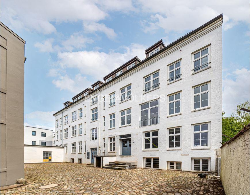 Bürofläche zur Miete 15,90 € 180 m²<br/>Bürofläche ab 180 m²<br/>Teilbarkeit Altona - Nord Hamburg 22769