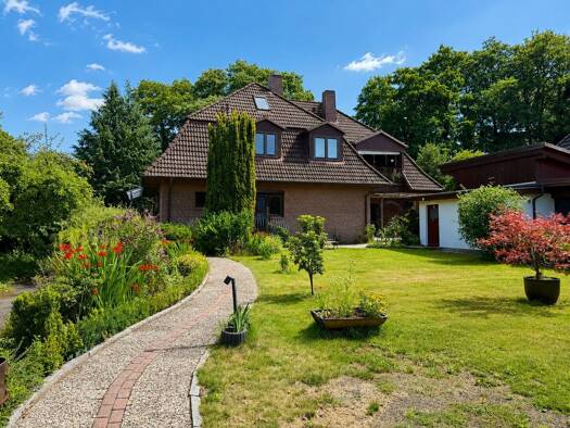 Wohnung zur Miete 1.700 € 4 Zimmer 121 m² EG Bergstedt Wandsbek 22395