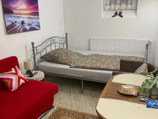 WG-Zimmer zur Miete 550 € 12 m² 4 Geschosse frei ab 01.10.2026 Großhabersdorf Großhabersdorf 90613