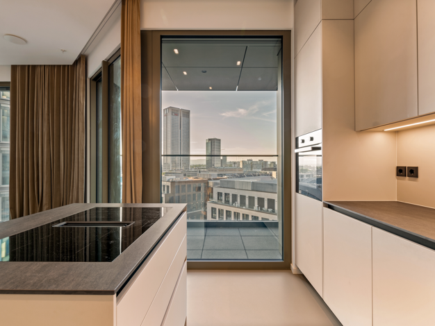 Wohnung zur Miete - Erstbezug 2.165 € 2 Zimmer 52,3 m² 10. Geschoss Frankfurt am Main 60315