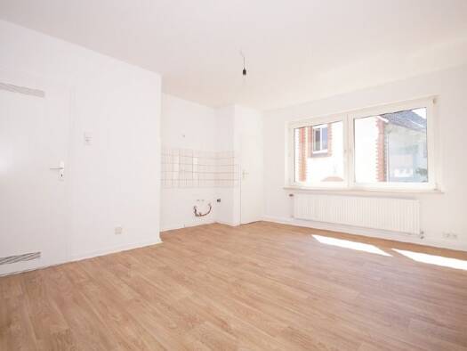 Wohnung zur Miete 599 € 2 Zimmer 60,1 m² frei ab sofort Hahler Straße 66 Innenstadt Minden 32427