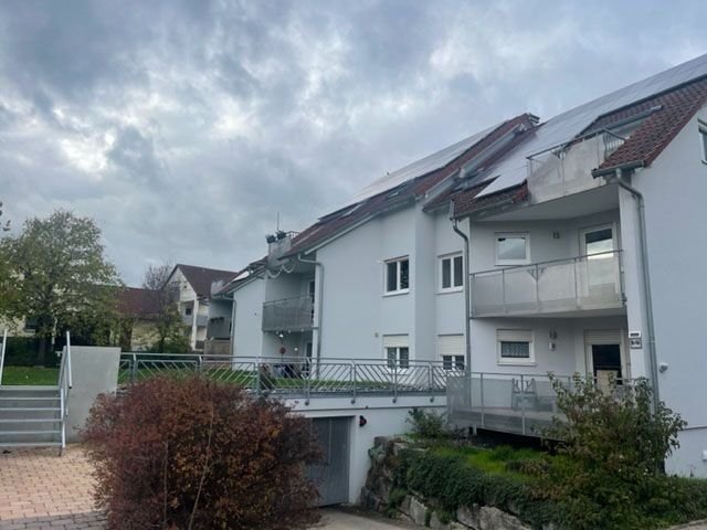 Terrassenwohnung zum Kauf provisionsfrei 209.000 € 3 Zimmer 75,8 m²<br/>Wohnfläche EG<br/>Geschoss Im Rinnig 8 Satteldorf Satteldorf 74589