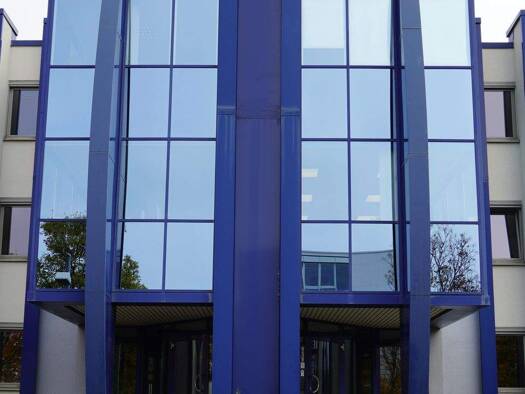 Bürofläche zur Miete provisionsfrei 58 Zimmer 1.800 m² Bürofläche teilbar von 200 m² bis 1.800 m² Nell-Breuning-Allee 3 Burbach Saarbrücken 66115