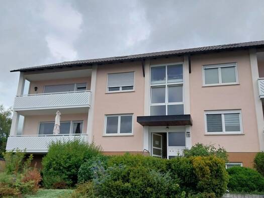 Wohnung zur Miete 800 € 3 Zimmer 100 m² frei ab 01.10.2026 Veitshöchheim Veitshöchheim 97209