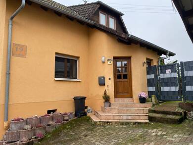 Haus zum Kauf provisionsfrei 279.000 € 4 Zimmer 150 m² 330 m² Grundstück Höheinöd 66989