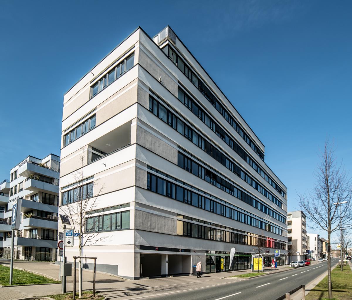 Bürofläche zur Miete provisionsfrei 14,50 € 305 m²<br/>Bürofläche ab 305 m²<br/>Teilbarkeit Stadtkern Essen 45127