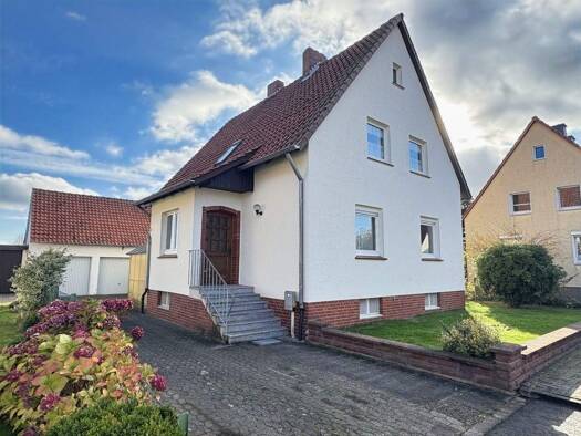 Einfamilienhaus zum Kauf 210.000 € 6 Zimmer 118 m² 1.081 m² Grundstück Handorf Peine 31226