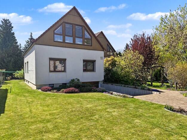 Mehrfamilienhaus zum Kauf 690.000 € 9 Zimmer 222,1 m² 1.100 m² Grundstück Grünau-Siedlung Leipzig 04207