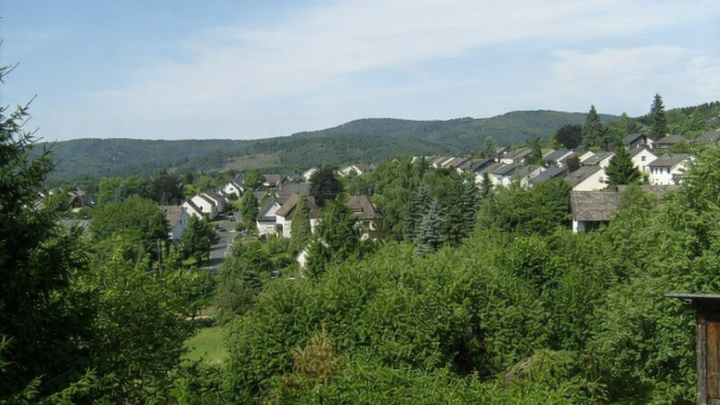 Grundstück zum Kauf 166.000 € 3.030 m² Grundstück Kirchen 57548