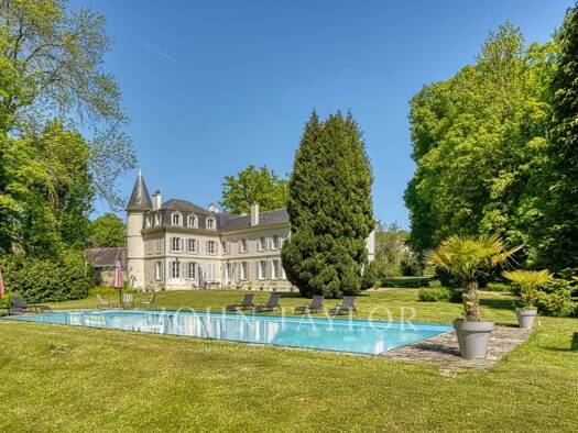 Einfamilienhaus zum Kauf provisionsfrei 2.500.000 € 13 Zimmer 496 m² 17.682 m² Grundstück Centre-Gare Chantilly 60250