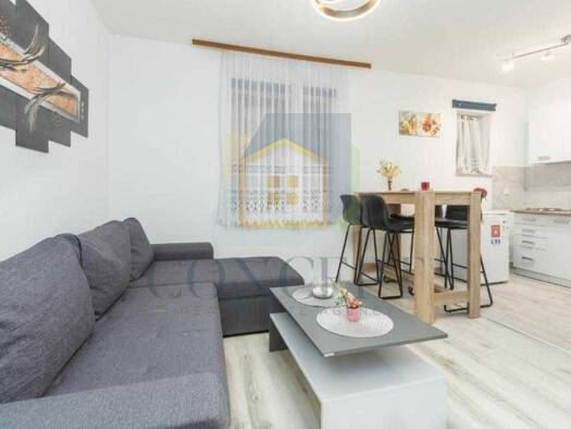 Wohnung zum Kauf 360.000 € 4 Zimmer 130 m² 1. Geschoss Poreč