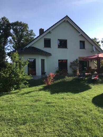 Einfamilienhaus zum Kauf 4 Zimmer 140 m² 800 m² Grundstück Spremberg Spremberg 03130