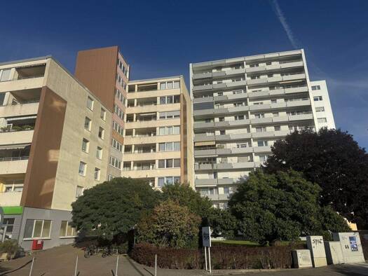 Wohnung zum Kauf 99.000 € 3 Zimmer 83 m² 5. Geschoss Kenten Bergheim 50126