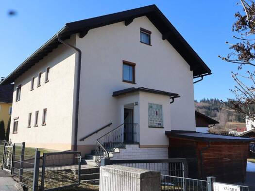 Mehrfamilienhaus zum Kauf 299.000 € 3 Zimmer 160 m² 847 m² Grundstück Zwiesel 94227