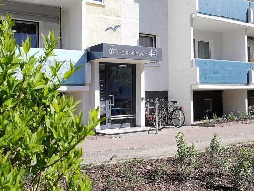 Wohnung zur Miete nur mit Wohnberechtigungsschein 372 € 3 Zimmer 69,6 m² 2. Geschoss Reitbahnweg 42 Reitbahnviertel Neubrandenburg 17034