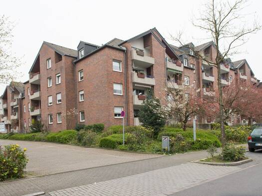 Wohnung zur Miete nur mit Wohnberechtigungsschein 445 € 3 Zimmer 77,3 m² 2. Geschoss frei ab 02.11.2026 Ruhrstraße 33 Süd Recklinghausen 45663