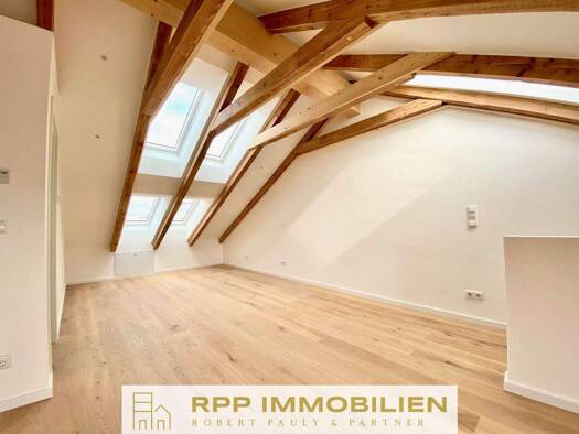 Maisonette zum Kauf 649.900 € 2 Zimmer 95,8 m² 1. Geschoss frei ab sofort Lohhof Unterschleißheim 85716