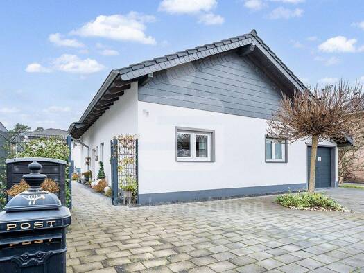 Bungalow zum Kauf 349.000 € 2 Zimmer 83,6 m² 414 m² Grundstück Birgelen Wassenberg 41849