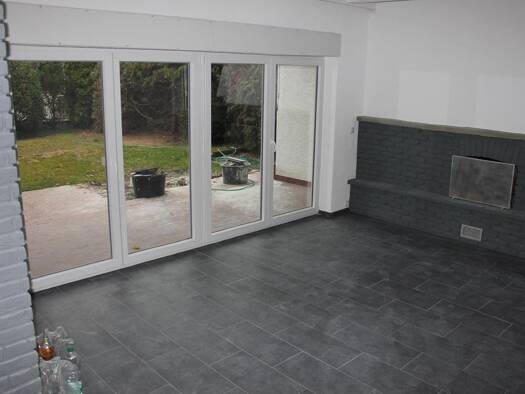 Einfamilienhaus zur Miete 3.300 € 9 Zimmer 228 m² 518 m² Grundstück frei ab sofort Okriftel Hattersheim 65795