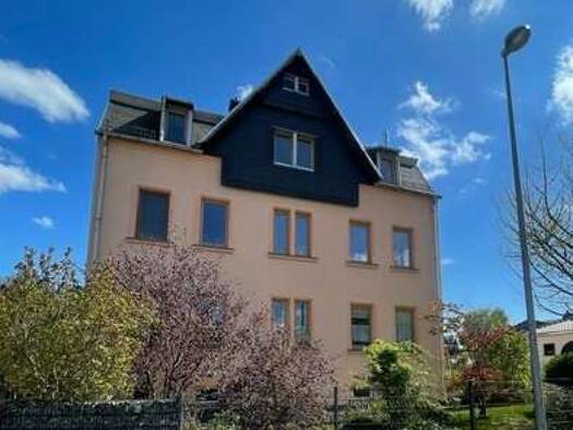 Wohnung zur Miete 1.000 € 3 Zimmer 90 m² Geschoss 1/3 frei ab sofort Forststraße 3 Neukirchen Neukirchen/Erzgebirge 09221