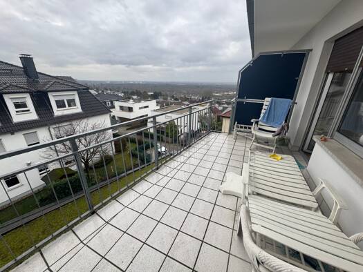 WG-Zimmer zum Kauf 275.000 € 2 Zimmer 61 m² Bergen-Enkheim Frankfurt am Main 60388
