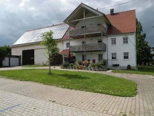 Maisonette zur Miete 1.190 € 5 Zimmer 130 m² 2. Geschoss frei ab 01.05.2026 Silheim Bibertal 89346