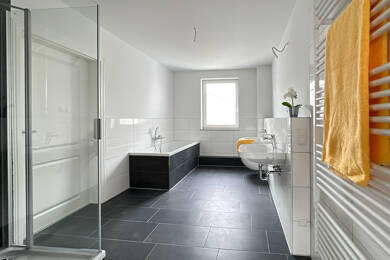 Wohnung zur Miete 800 € 4 Zimmer 100 m² 3. Geschoss Nienburger Straße 1 Lemsdorf Magdeburg 39118