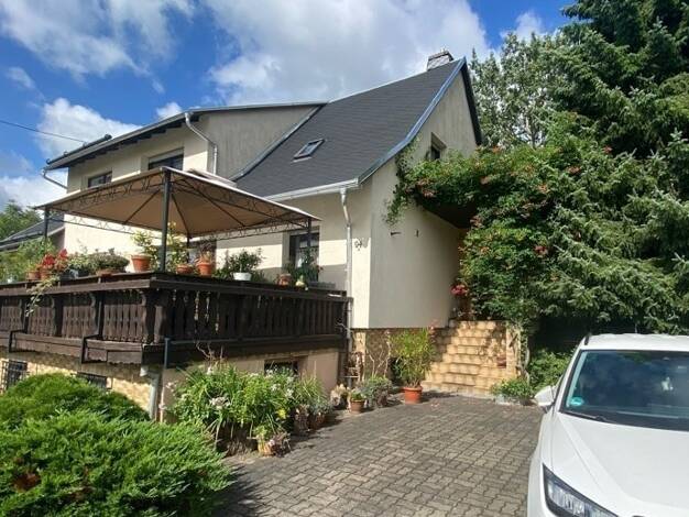 Doppelhaushälfte zum Kauf 175.000 € 6 Zimmer 120 m² 490 m² Grundstück Eibau 02739