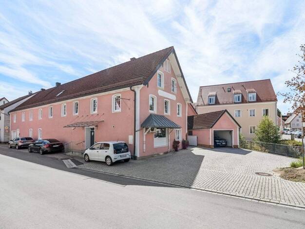 Mehrfamilienhaus zum Kauf 790.000 € 10 Zimmer 305,6 m² 528 m² Grundstück Siegenburg 93354