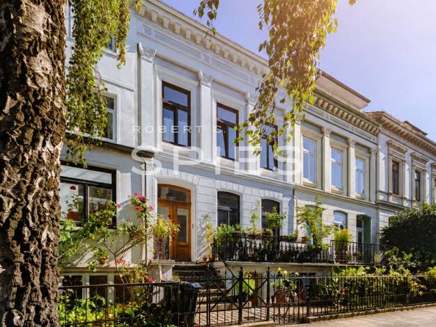 Reihenmittelhaus zum Kauf 1.075.000 € 8 Zimmer 226 m² 151 m² Grundstück Ostertor Mitte 28203